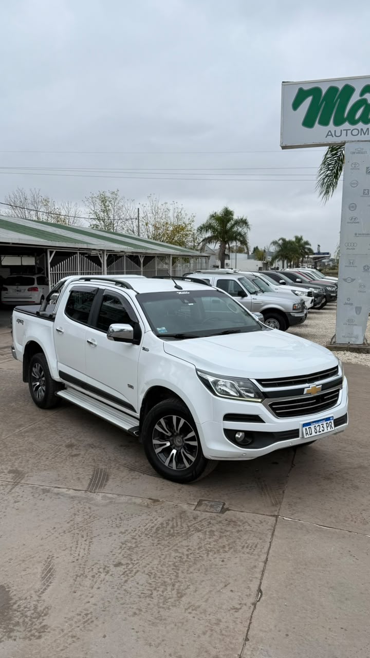 CHEVROLET - S-10  LTZ  4X4  - AUTOMÁTICA - 2019